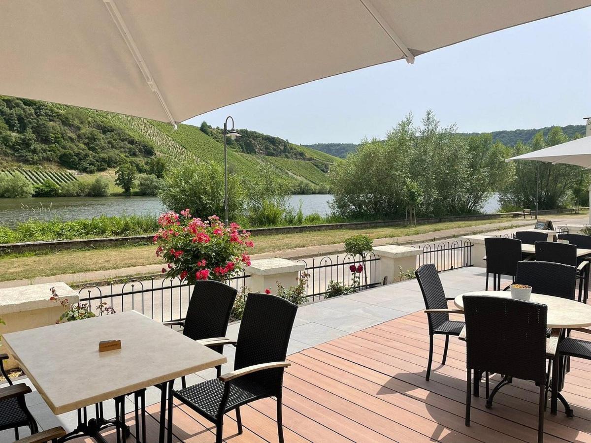 Hotel- Weingut- Moselloreley Piesport Bagian luar foto